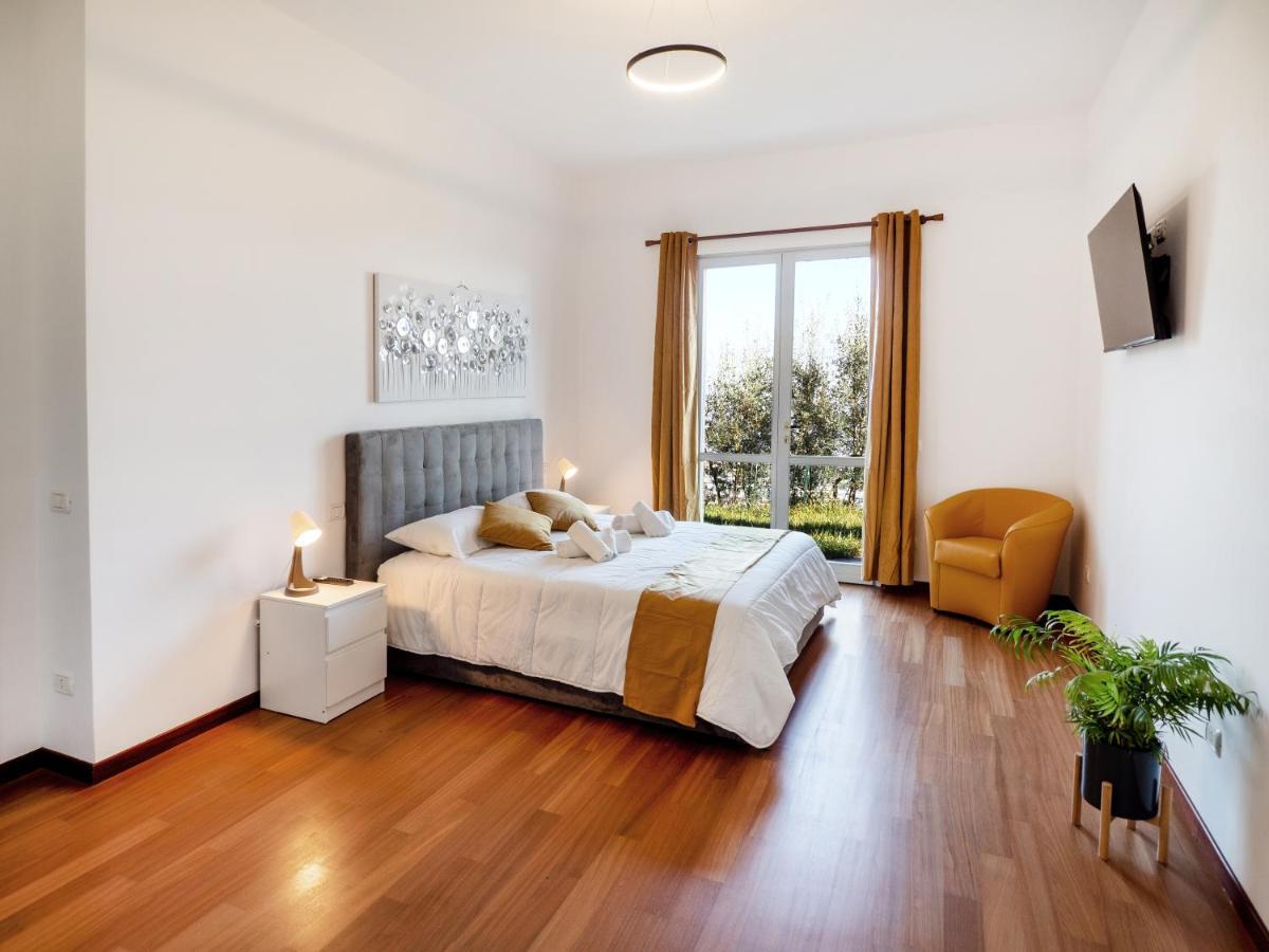 Rosa Bianca - 5 Minuti Dal Centro Con Giardino E Parcheggio Privato Apartment